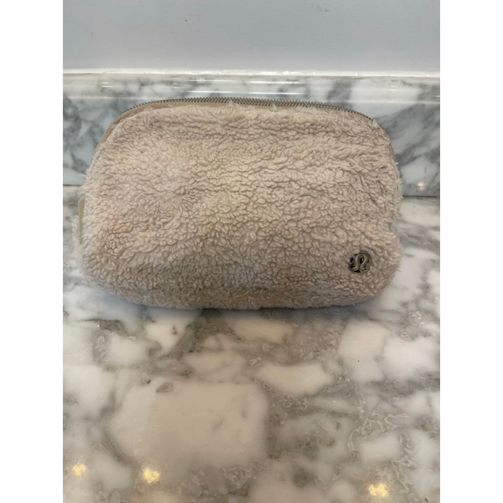 Lululemon Sherpa Fleece Everywhere Belt Bag Crossbody Beige